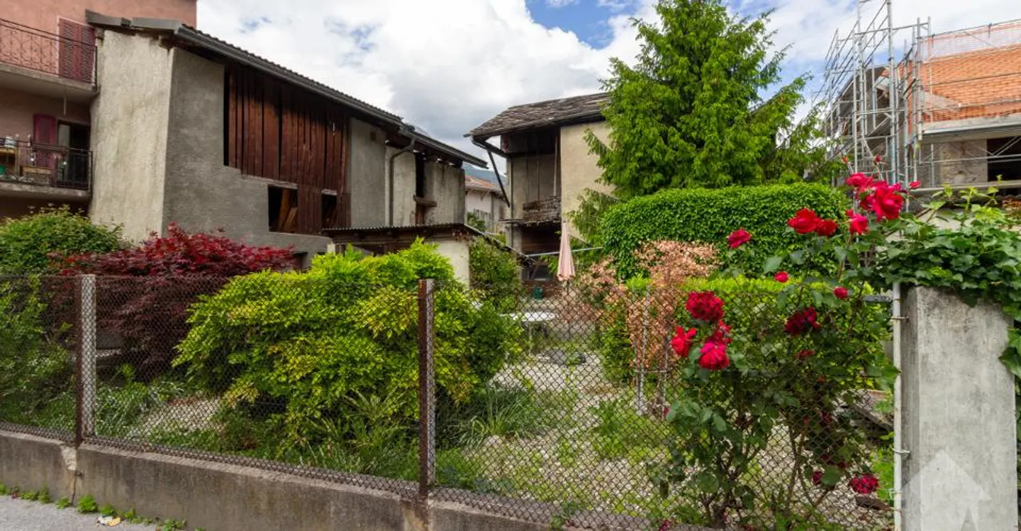 Opportunità di ristrutturazione in villaggio - Foto 10 di 11