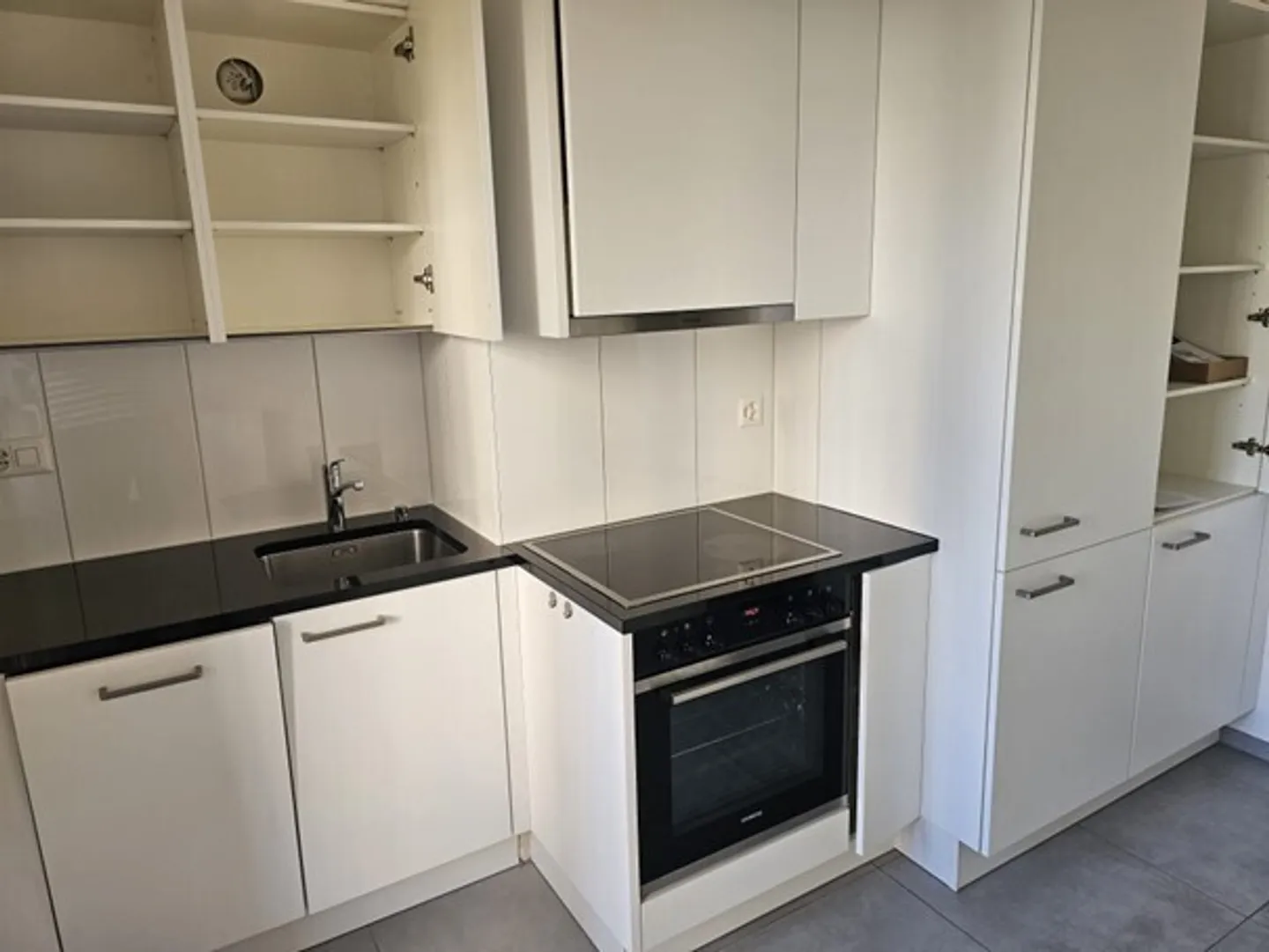 3.5 rooms on the 1st floor in the center of Geneva - Photo 1 of 8