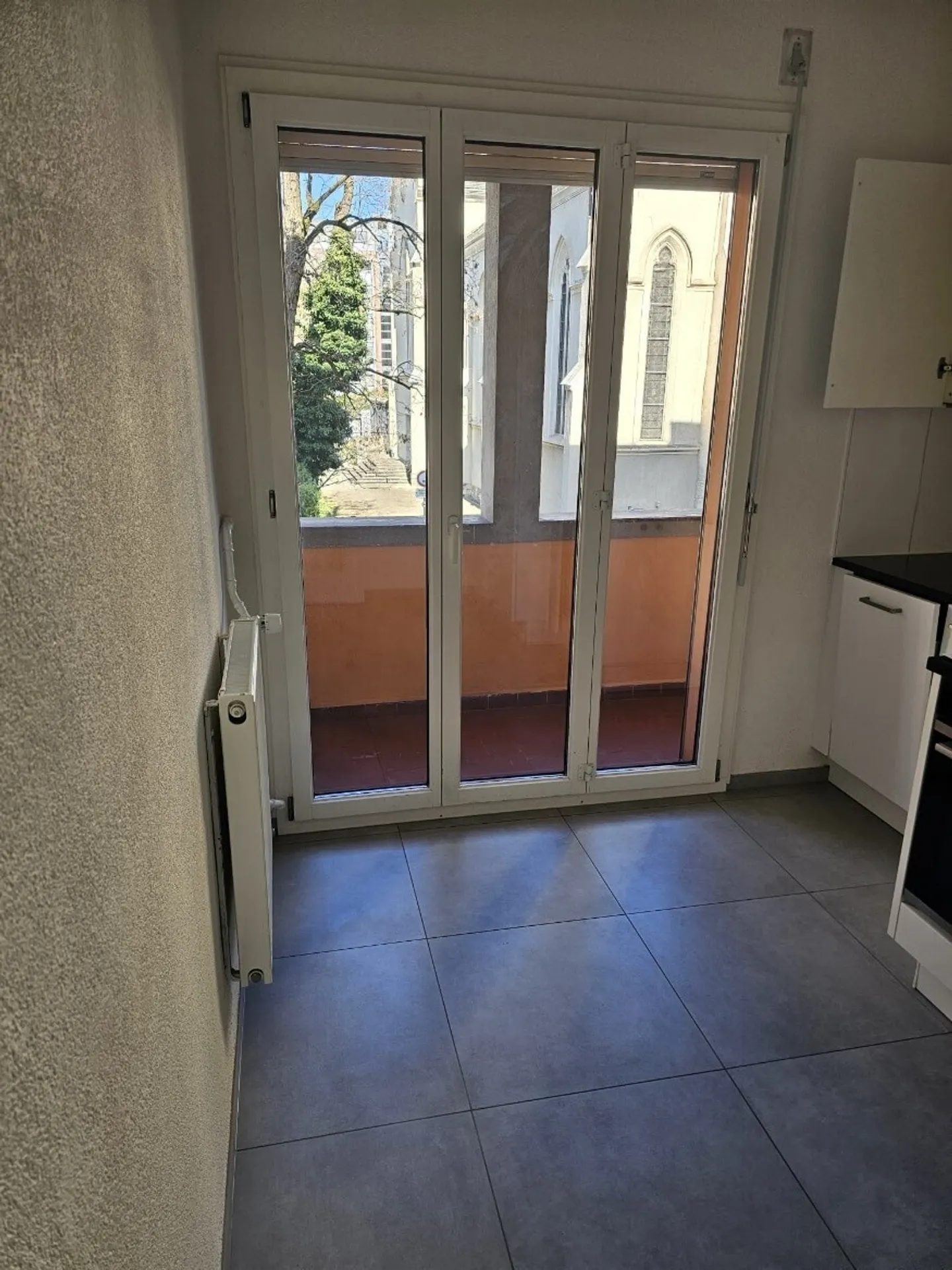 3.5 rooms on the 1st floor in the center of Geneva - Photo 2 of 8