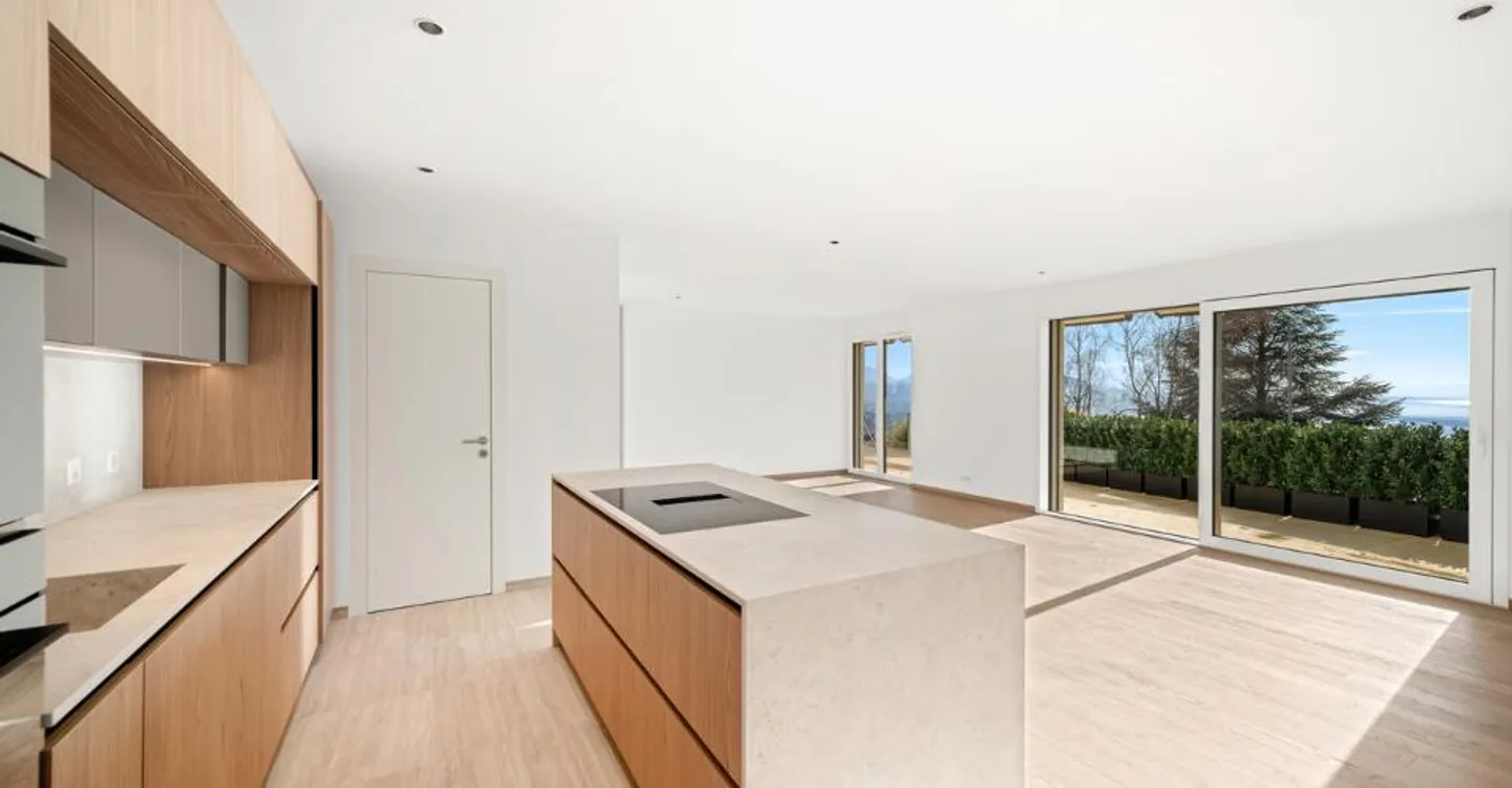 Appartamento moderno con vista lago - Foto 2 di 12