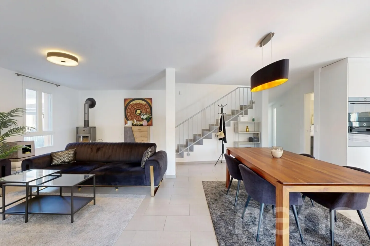 Una villa luminosa e unica nel cuore di Avenches - Foto 5 di 12