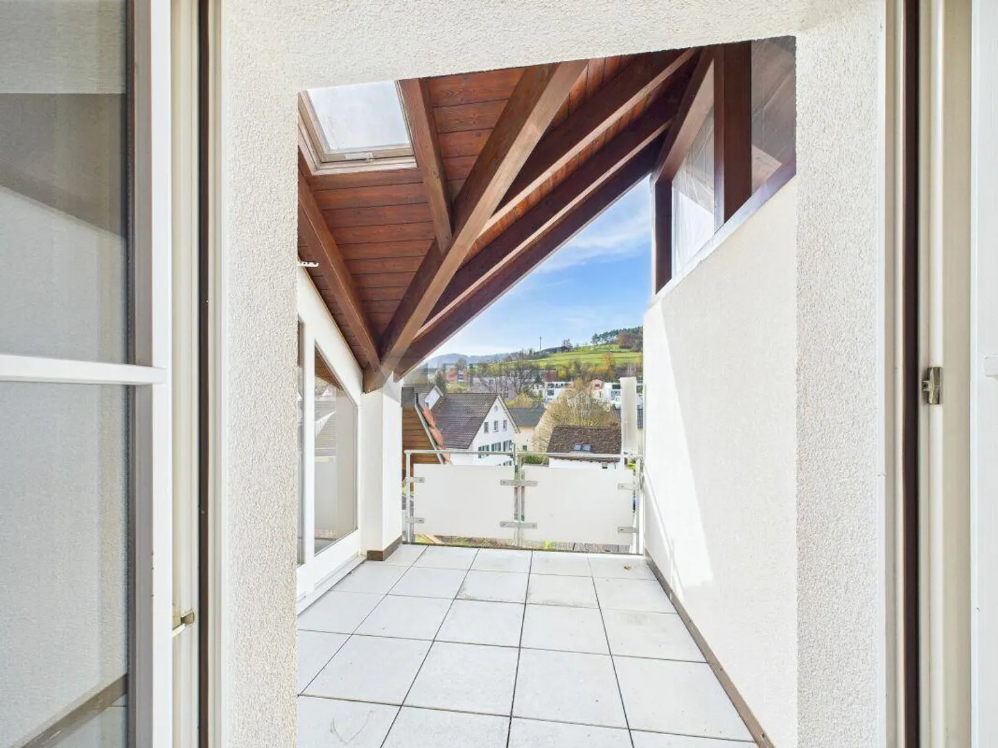 Maisonette da sogno estesa cerca nuovo proprietario! - Foto 3 di 9