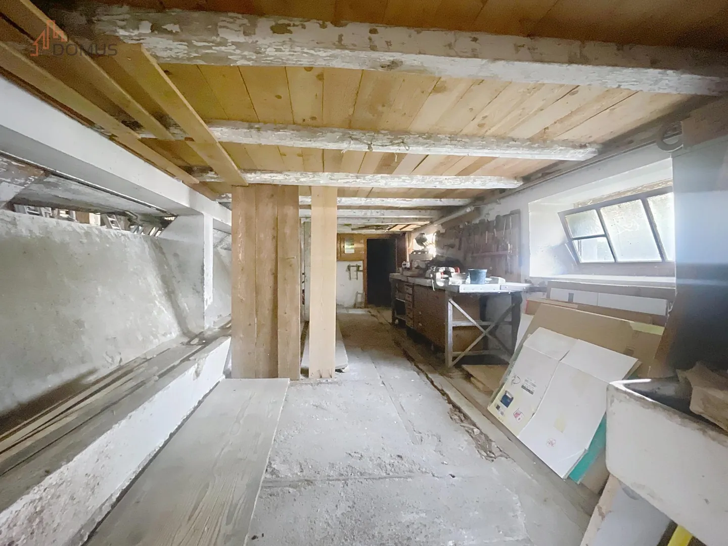 Casa con grande potenziale? Ideale per appassionati di fai-da-te o investitori - Foto 7 di 13