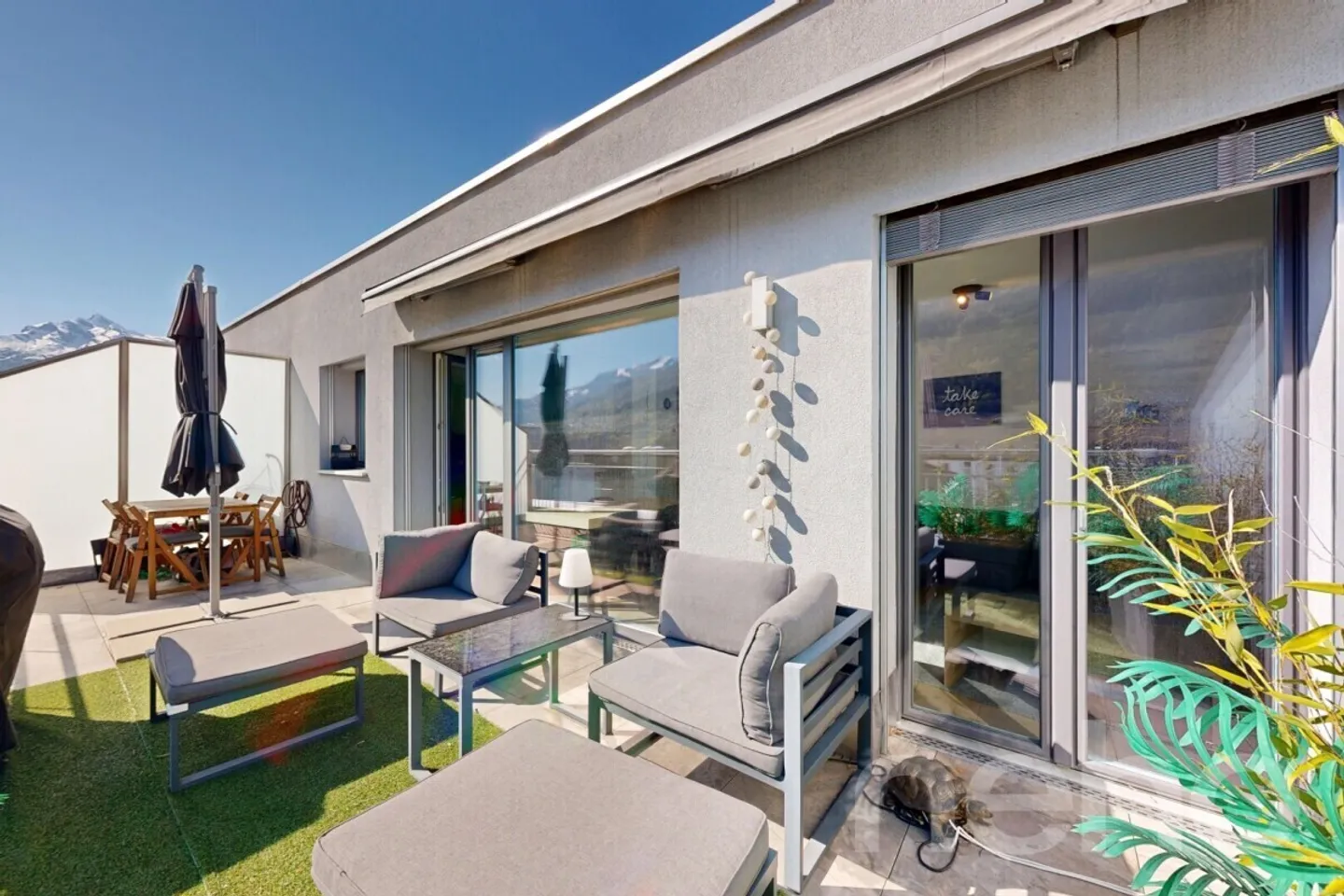 Bel appartement de 3,5 pièces au dernier étage à Sion avec grande terrasse - Photo 9 sur 12