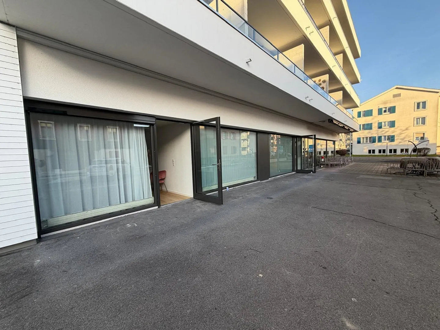 Multipurpose premises in a central location in Baar - Photo 3 of 13