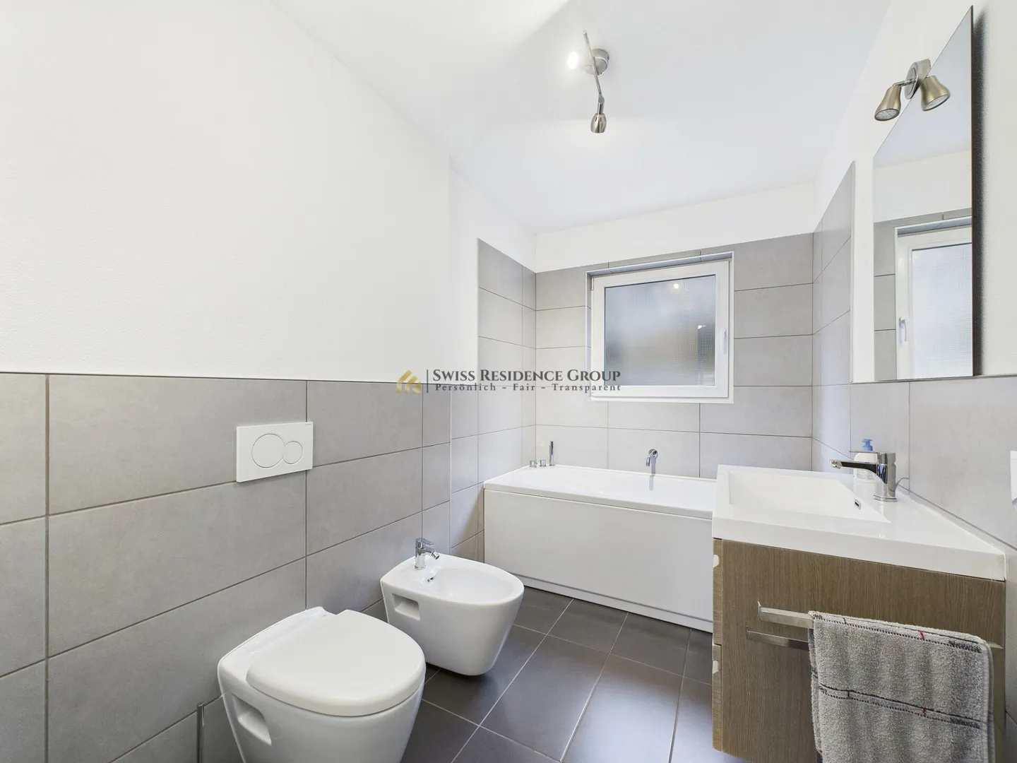 Bright 3.5-room apartment in Stabio - 113 m², 2 bathrooms and strategic location - Photo 5 of 11