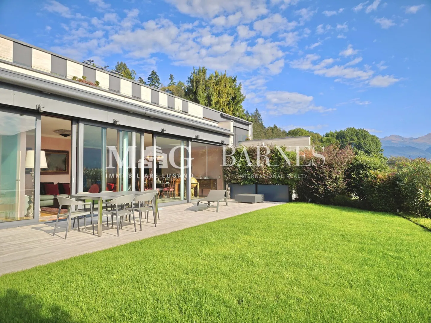 Lugano : Appartement 4.5 pièces avec terrasse et jardin vue sur le lac - Photo 6 sur 24