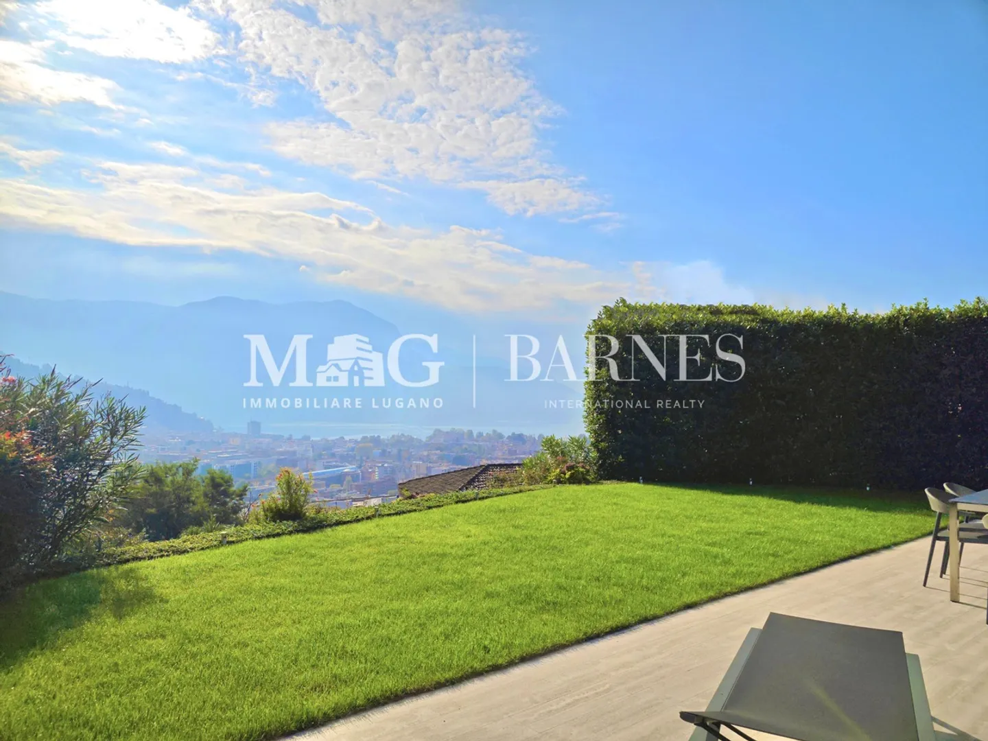 Lugano : Appartement 4.5 pièces avec terrasse et jardin vue sur le lac - Photo 12 sur 24