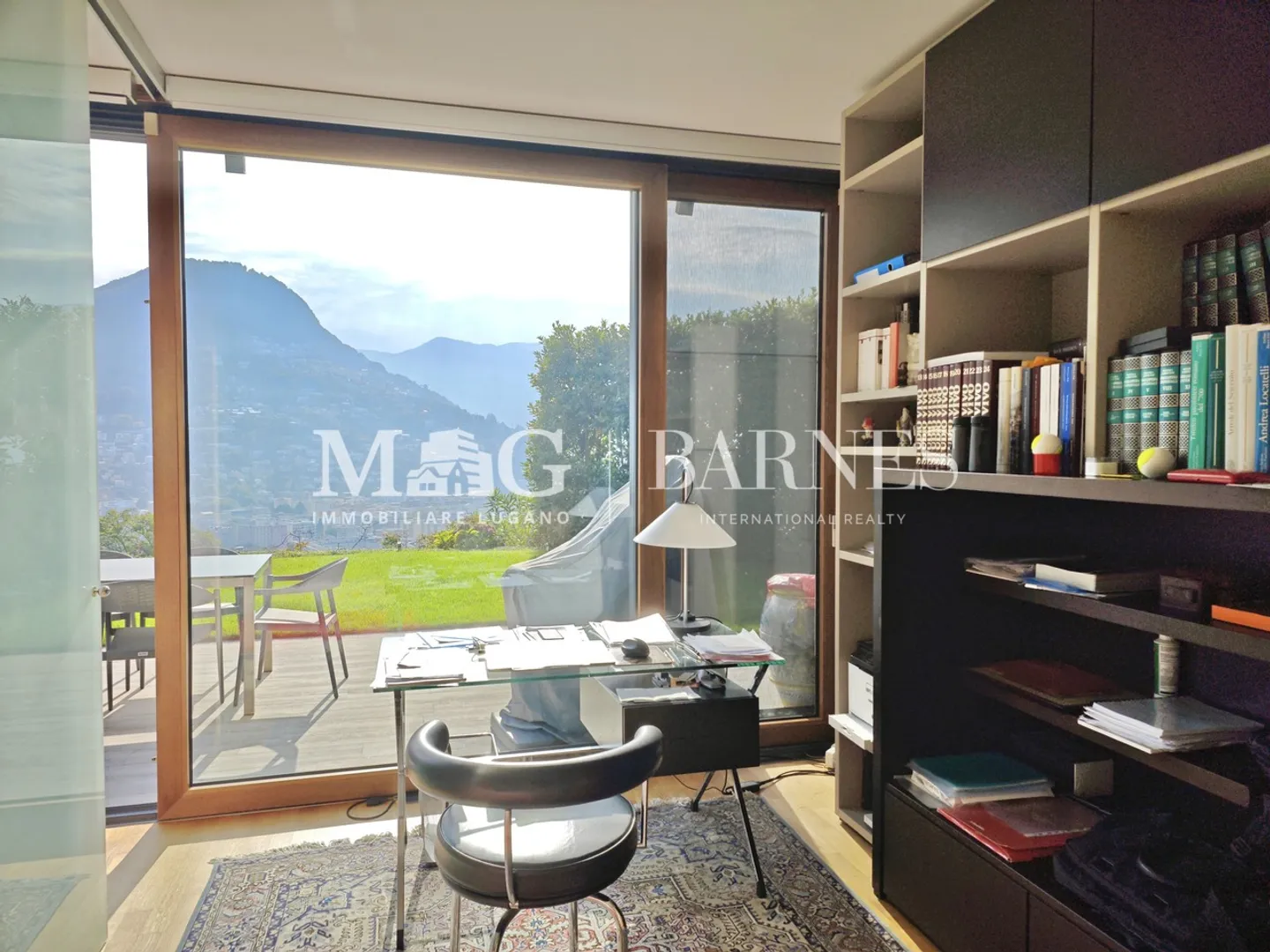 Lugano : Appartement 4.5 pièces avec terrasse et jardin vue sur le lac - Photo 17 sur 24