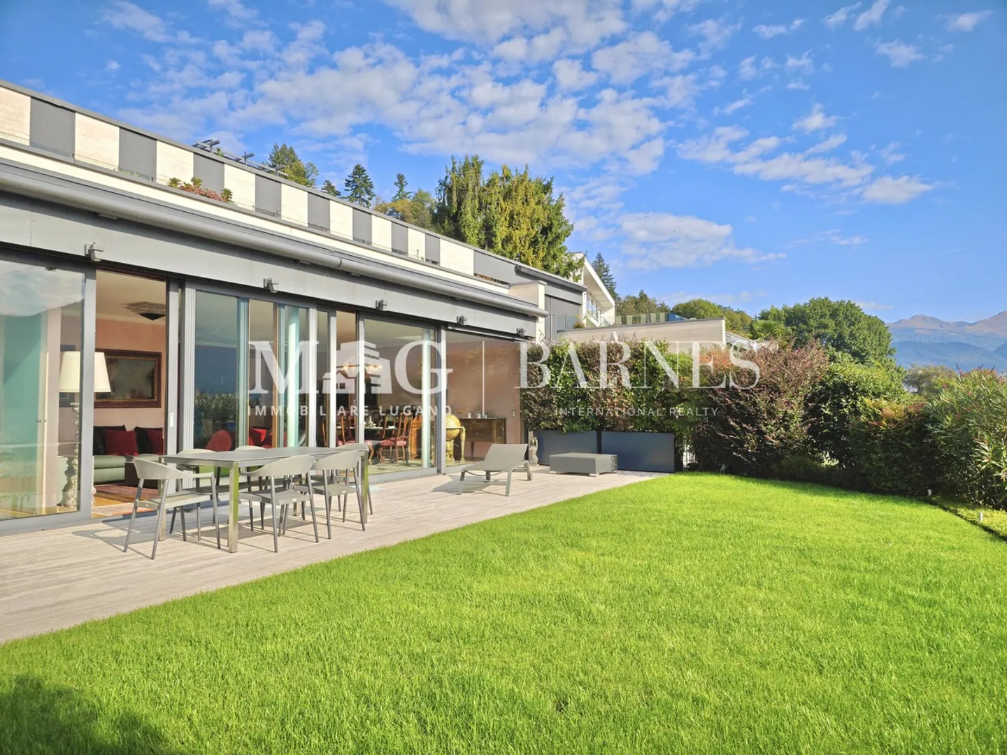 Lugano : Appartement 4.5 pièces avec terrasse et jardin vue sur le lac - Photo 22 sur 24