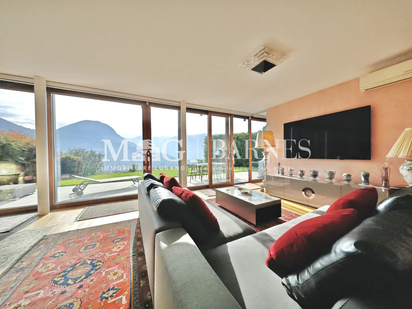 Lugano : Appartement 4.5 pièces avec terrasse et jardin vue sur le lac - Photo 23 sur 24