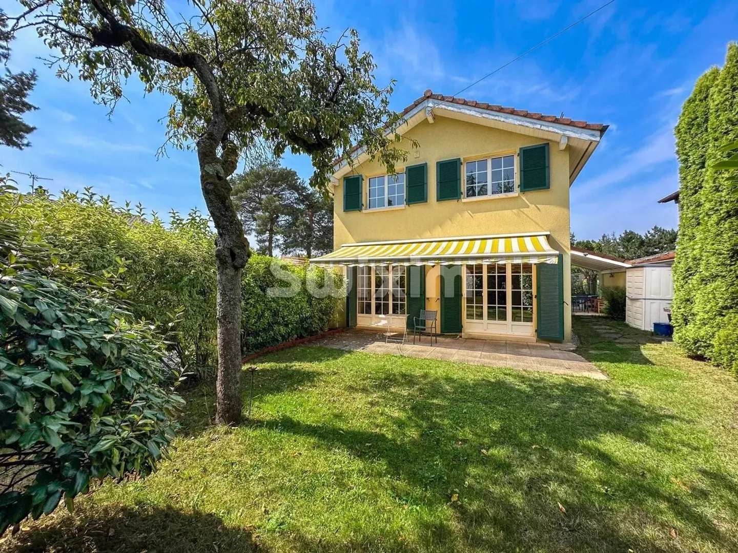 7-room house - Photo 1 of 13