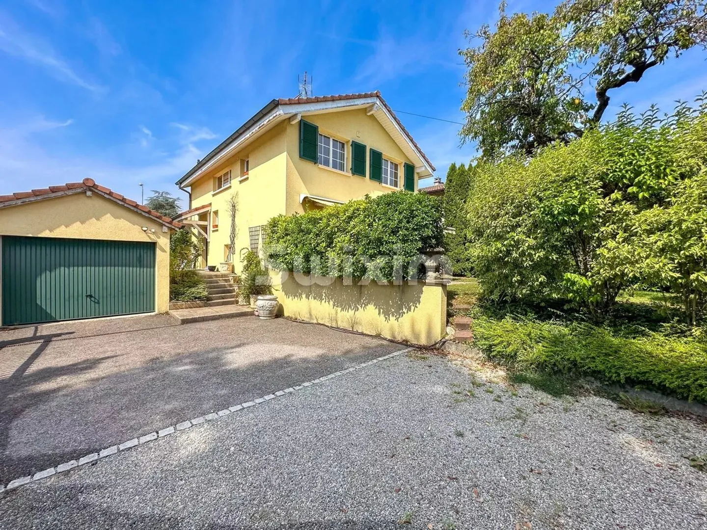 7-room house - Photo 2 of 13