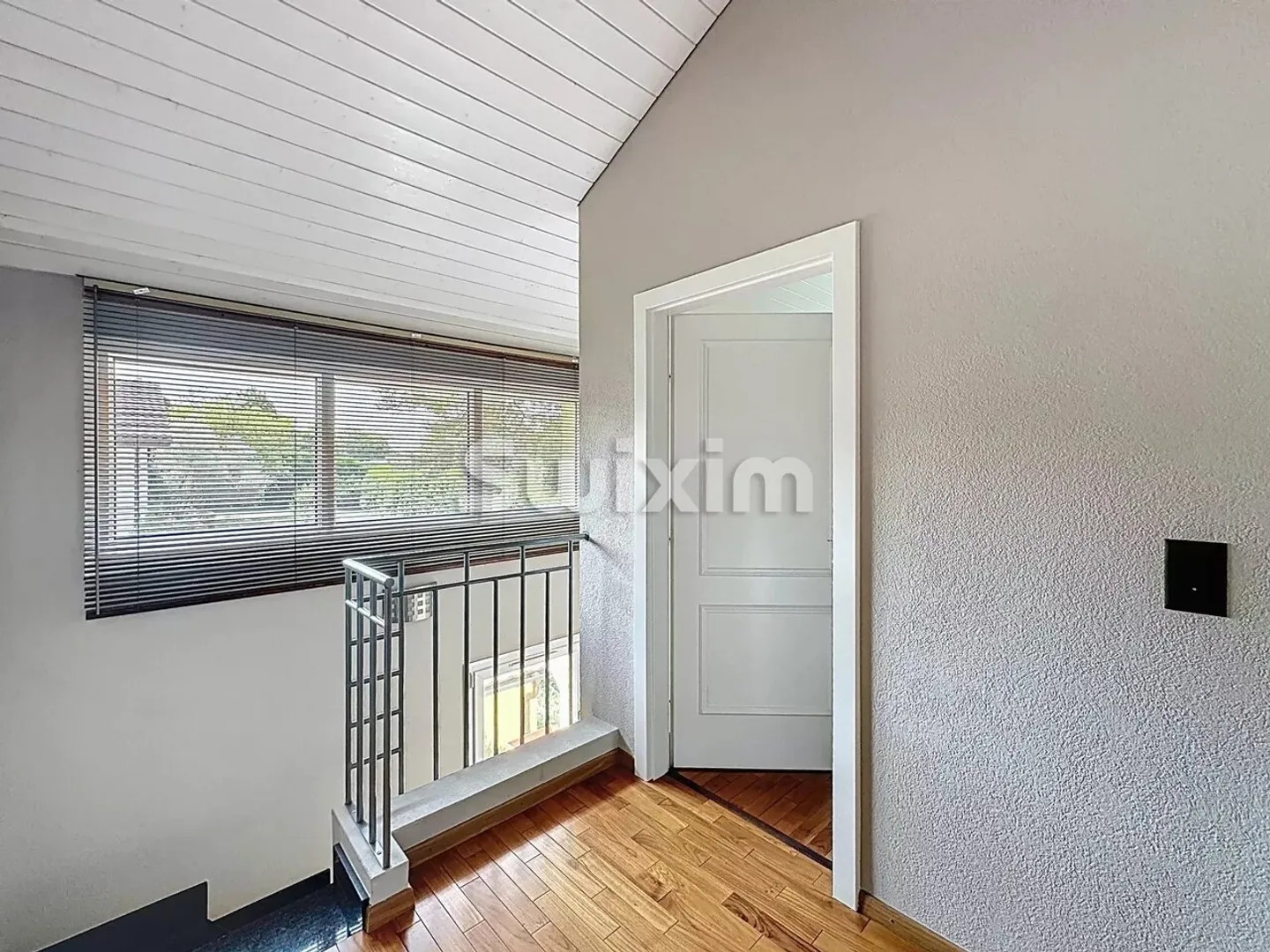 7-room house - Photo 9 of 13