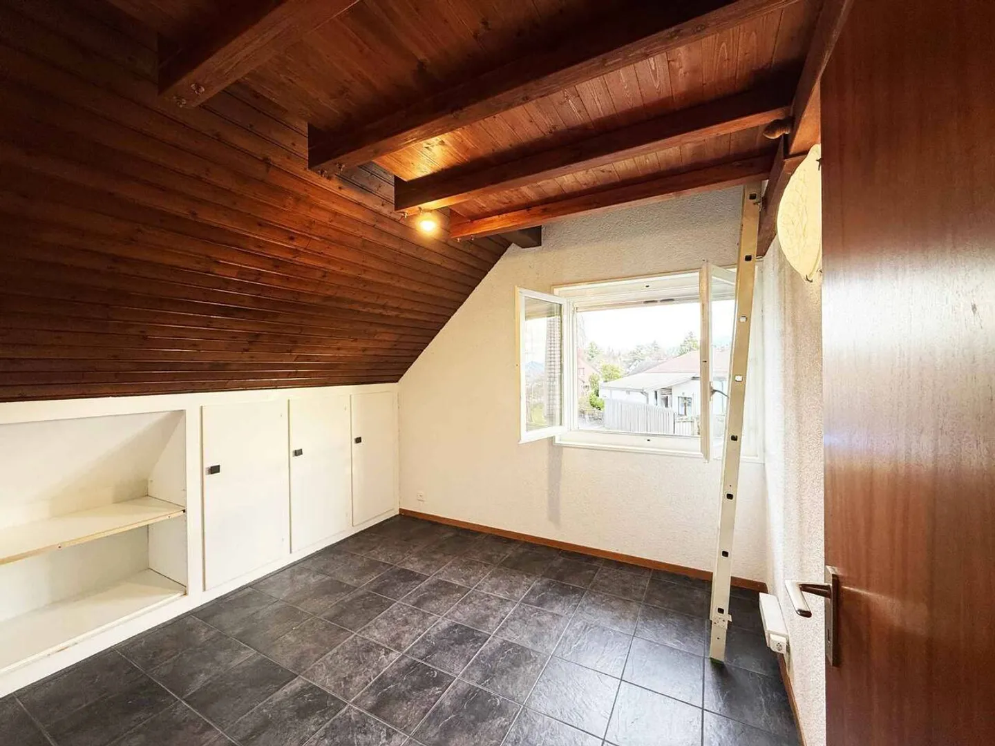 Charmante villa jumelle de 4,5 pièces - Foto 8 von 9