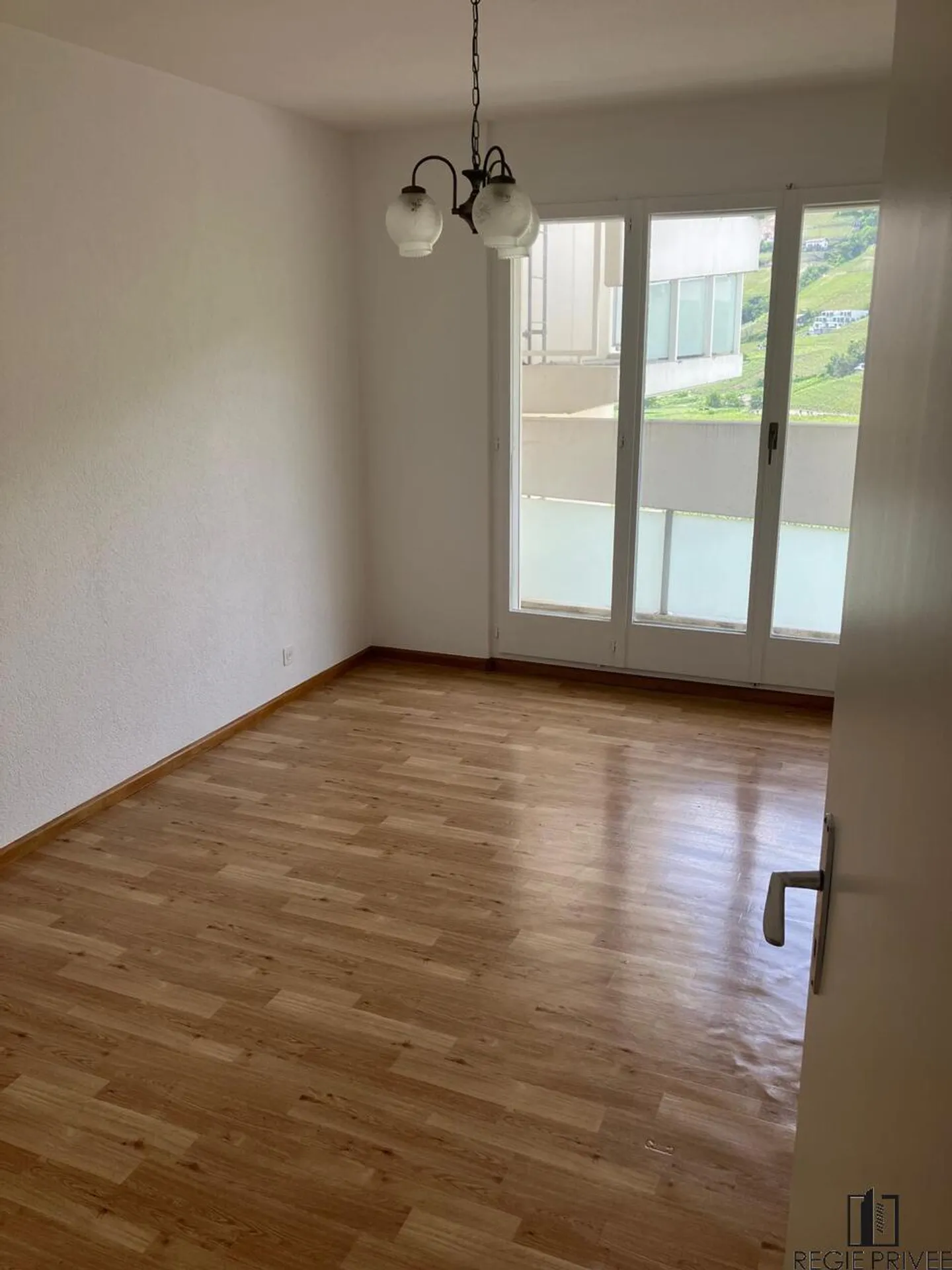 Appartement à louer - Photo 3 sur 6
