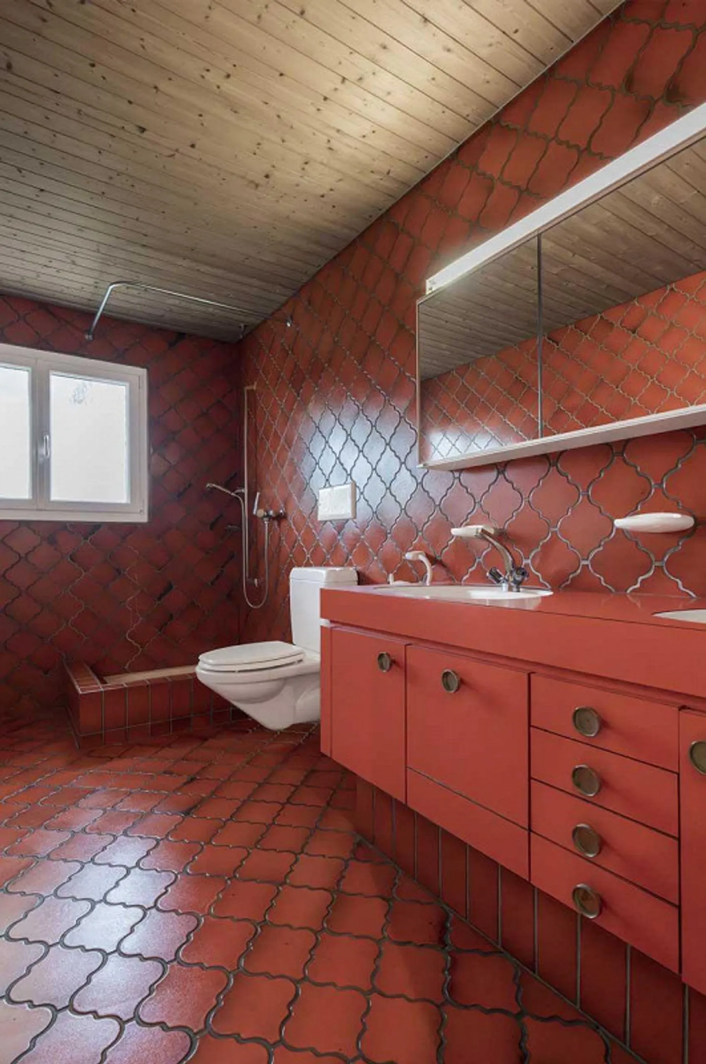 Affascinante casa unifamiliare con piscina - Foto 12 di 13
