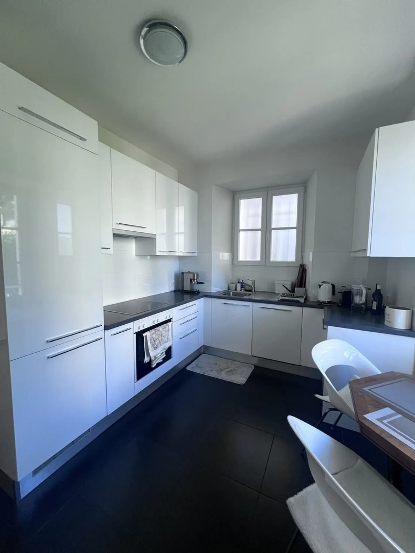 2.5 Room Apartment - Photo 6 of 10