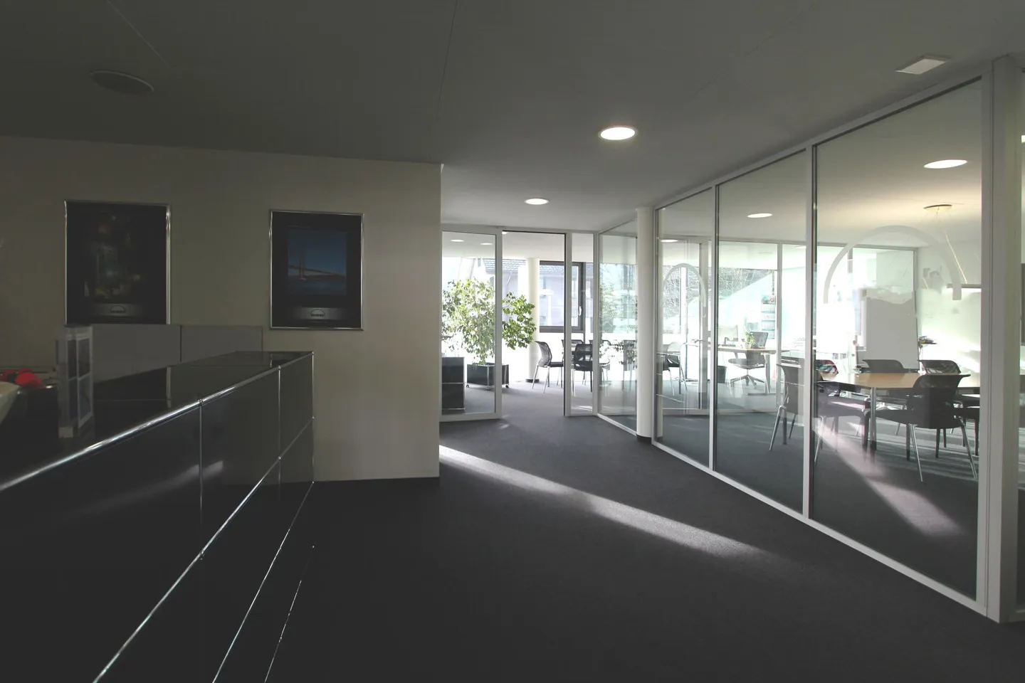 POSIZIONE TOP: Uffici moderni, spaziosi e luminosi in una posizione facilmente raggiungibile - Foto 2 di 14