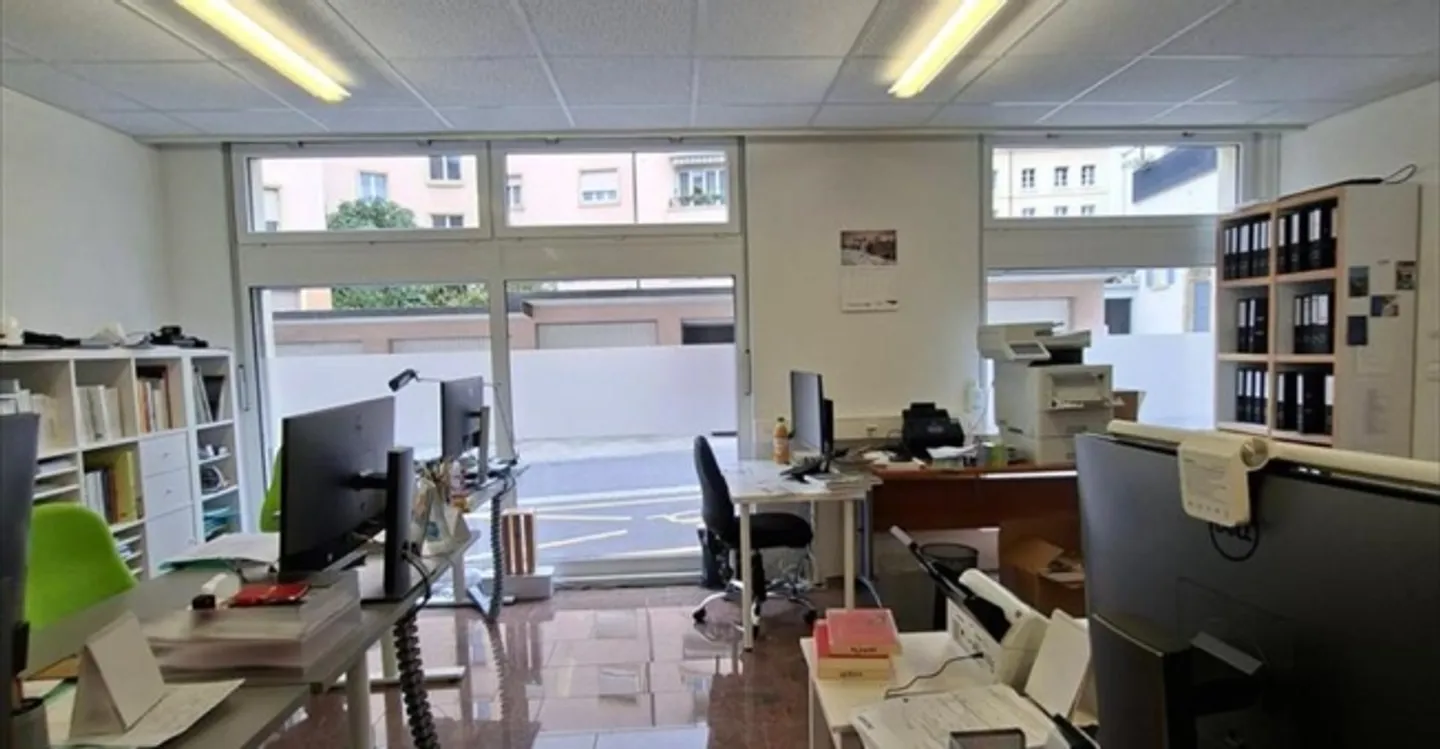 Bureau à louer - Photo 3 sur 4