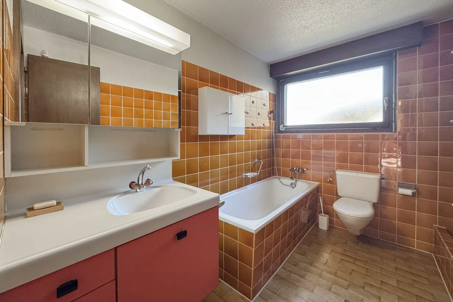 Ein Haus, zwei Wohnungen: viel Platz für Familie, Arbeit und Kreativität - Foto 8 von 13