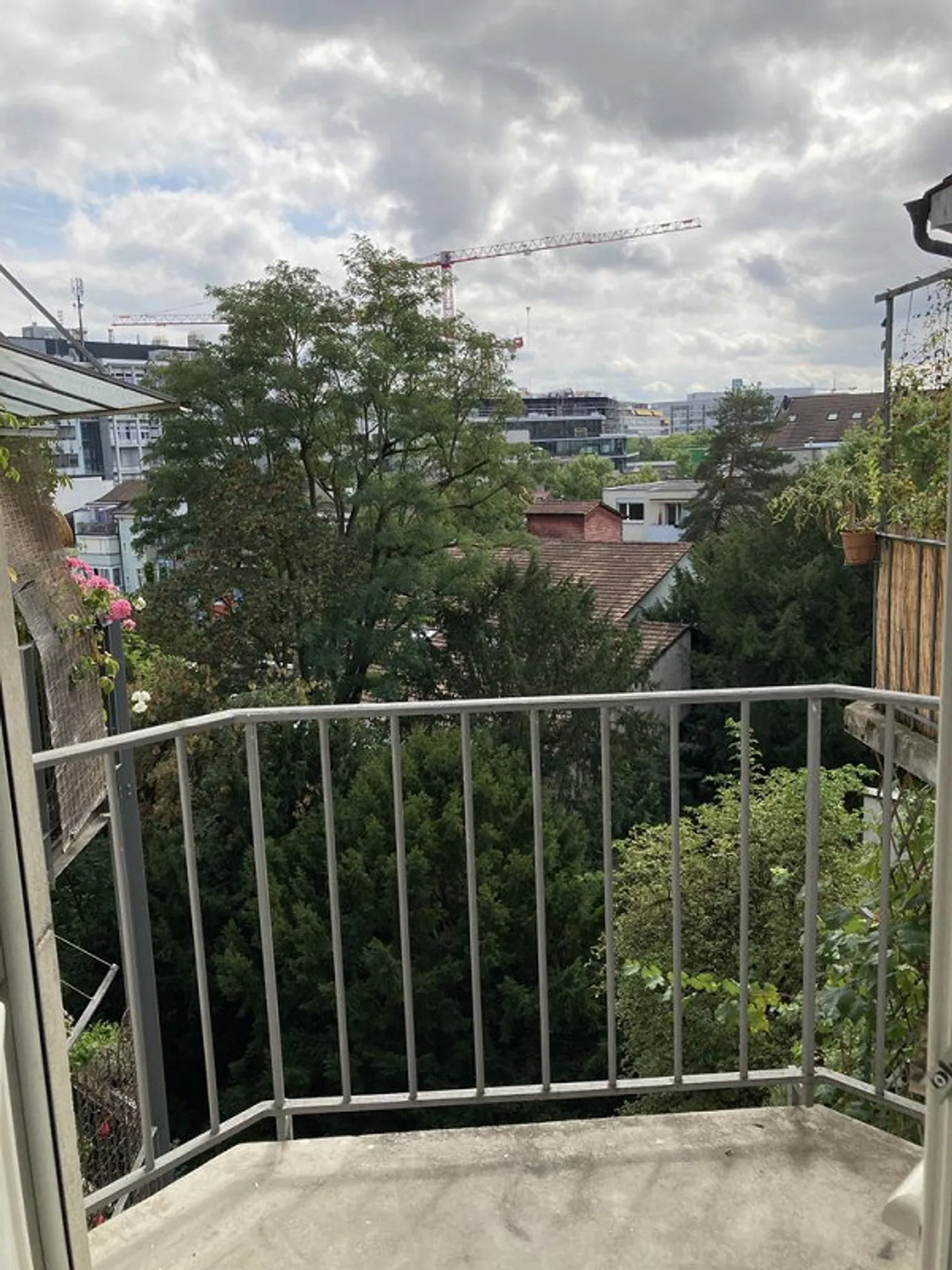 Charming old apartment in a top location near the University Hospital Basel - Photo 9 of 9