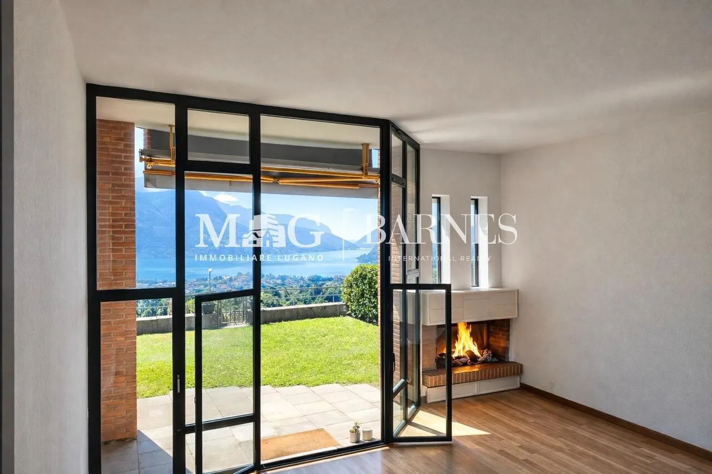 Lugano: Villa mit Seeblick und privatem Garten - Foto 10 von 23