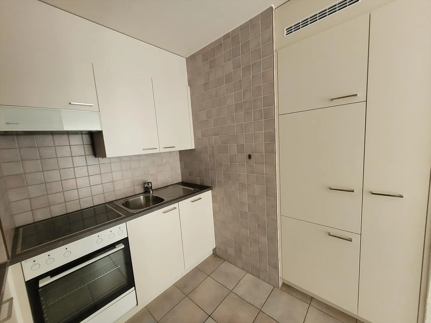 Appartamento luminoso di 3,5 stanze a Sion, Avenue du Petit-Chasseur - Foto 2 di 10