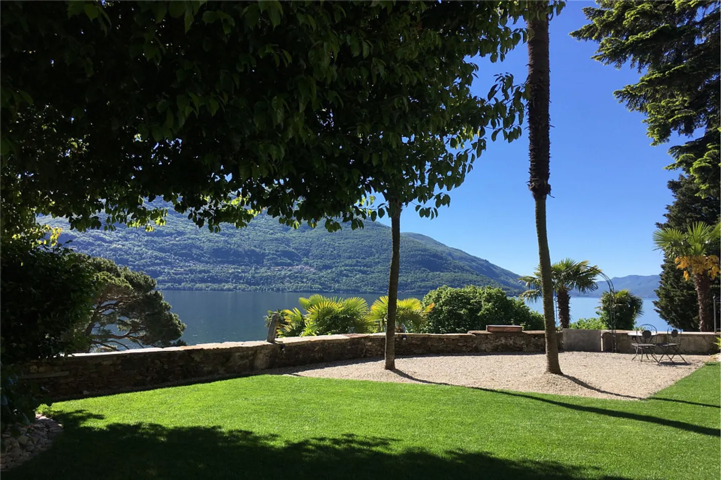 Dream Villa in Brissago: A Paradise on Lake Maggiore - Photo 1 of 13