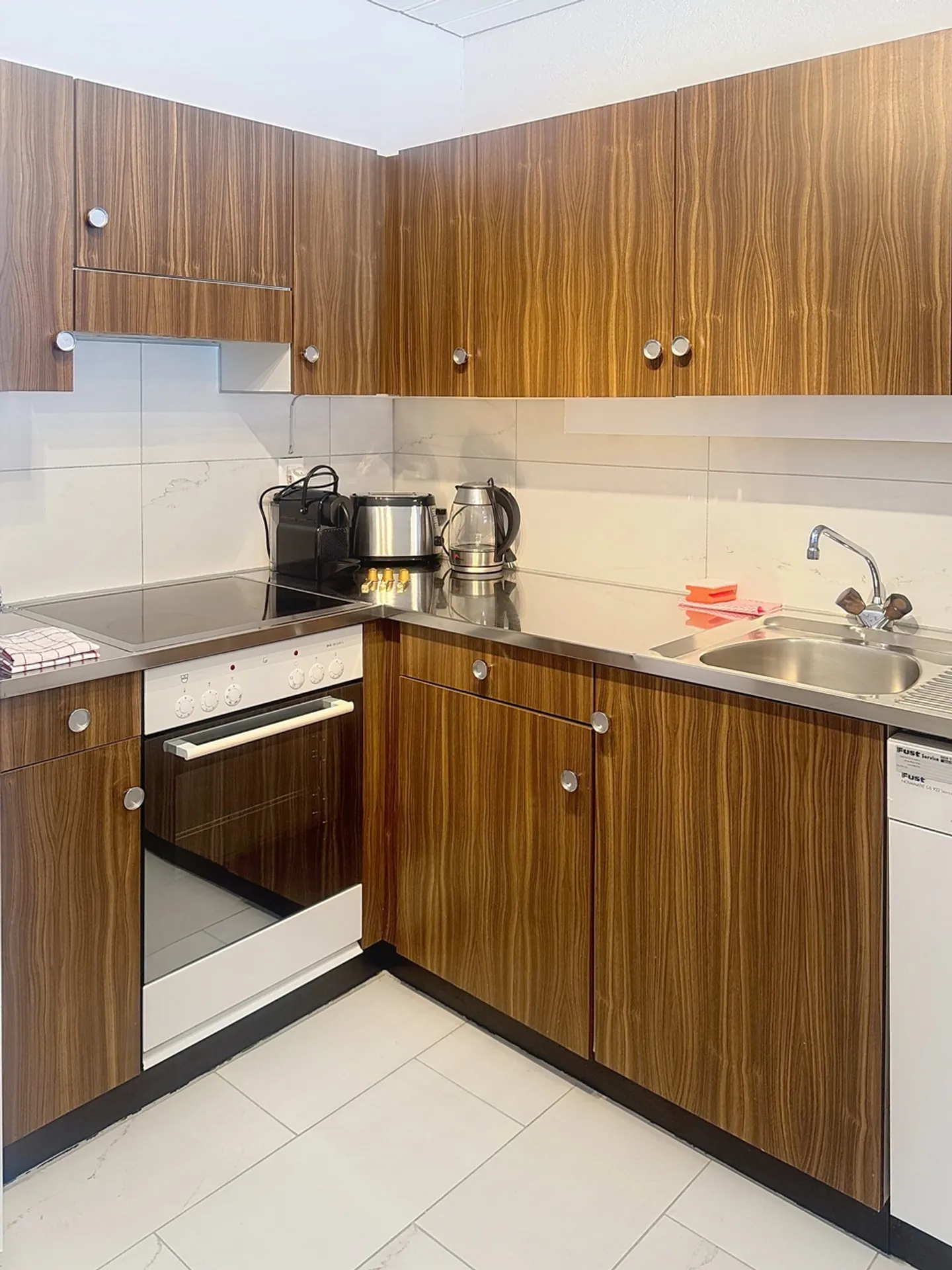 Rare à la vente Magnifique 3.5 P rénové PROCHE DU TÉLÉCABINE ! - Photo 6 sur 8