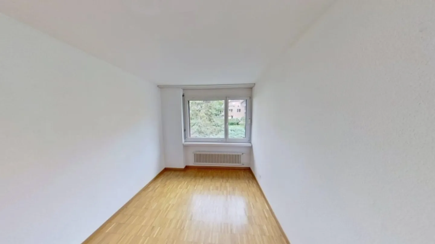 Spacious Living at Hegibachplatz in District 8 - Photo 7 of 11