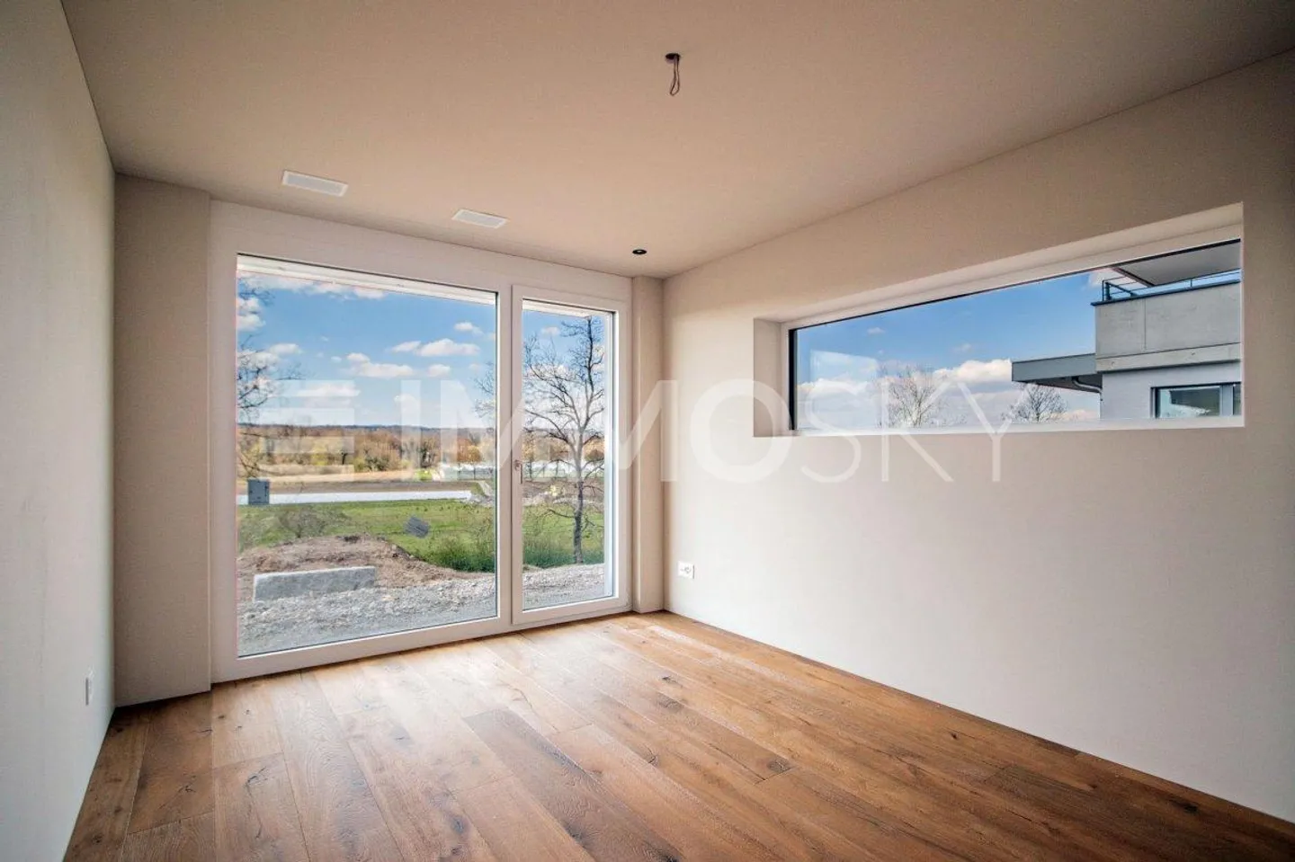 5.5 Room House - Photo 4 of 5