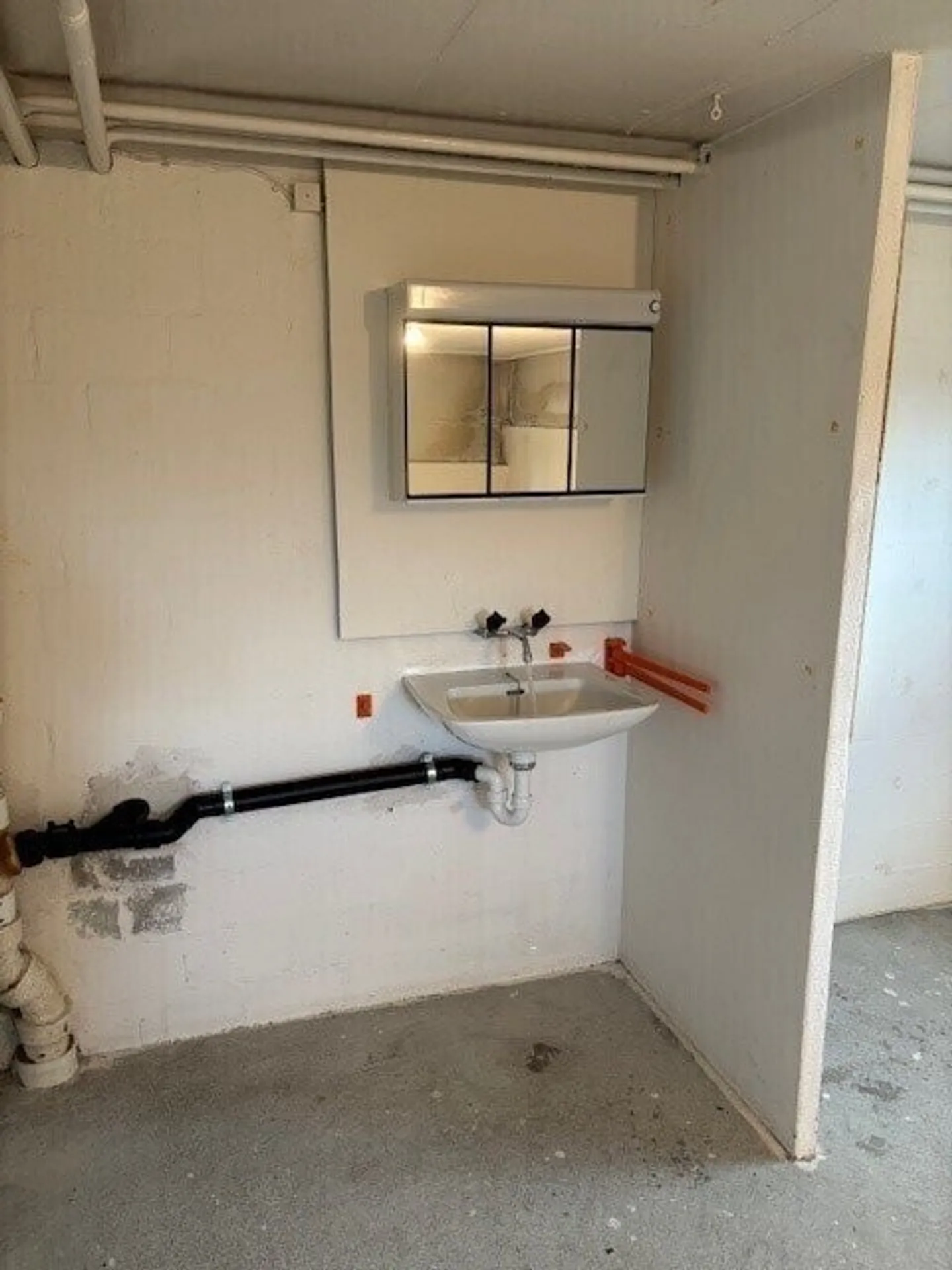 Bastel-/ Hobbyraum zu vermieten - Foto 1 von 3