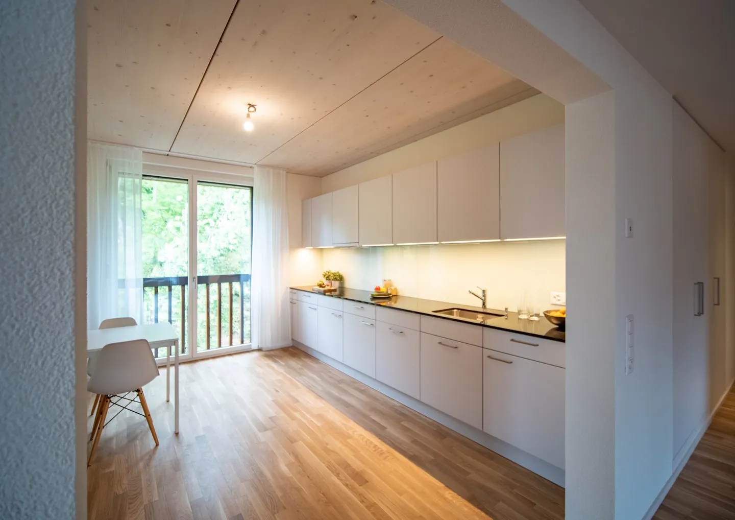 Modern 3½-Room Apartment - Photo 3 of 7