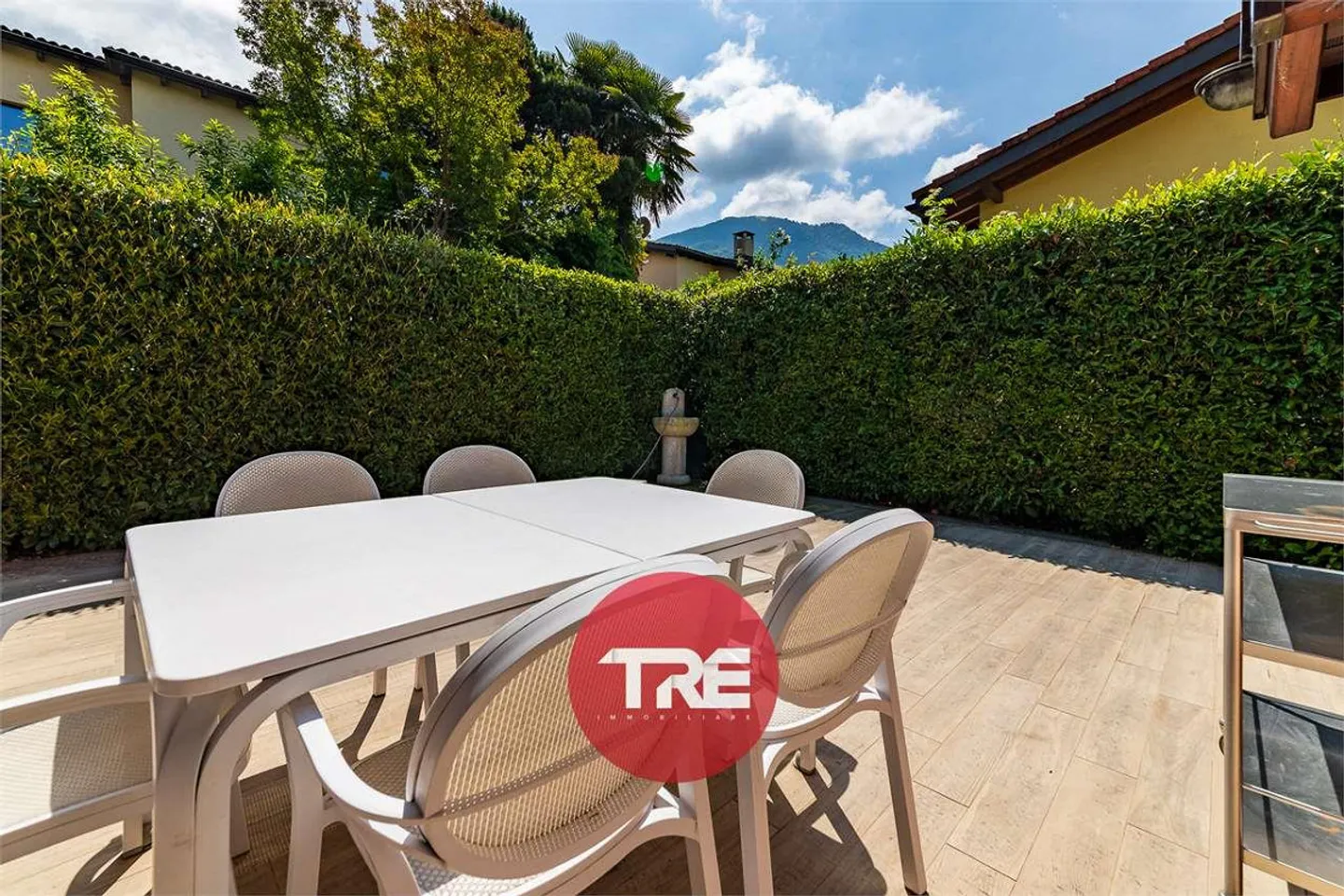 Grande villa con piscina - Foto 8 di 13