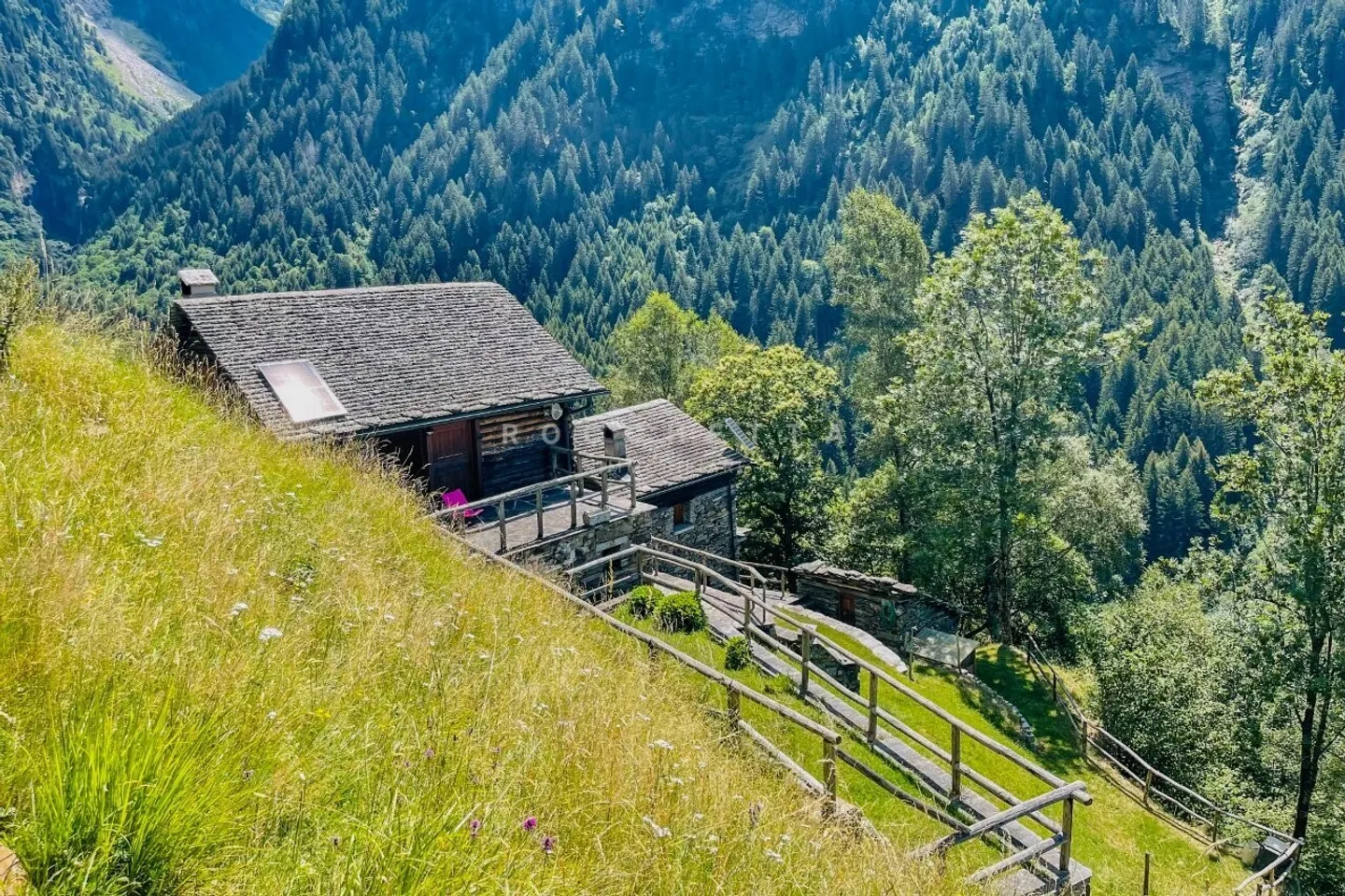 Wunderschönes Rustico mit Panoramablick auf den Malvaglia-See - Foto 9 von 9