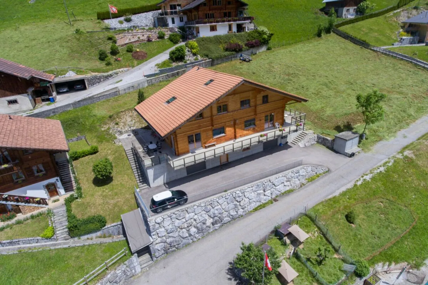Posizione montana da sogno a Jaun: la tua nuova casa o il perfetto investimento - Foto 2 di 17