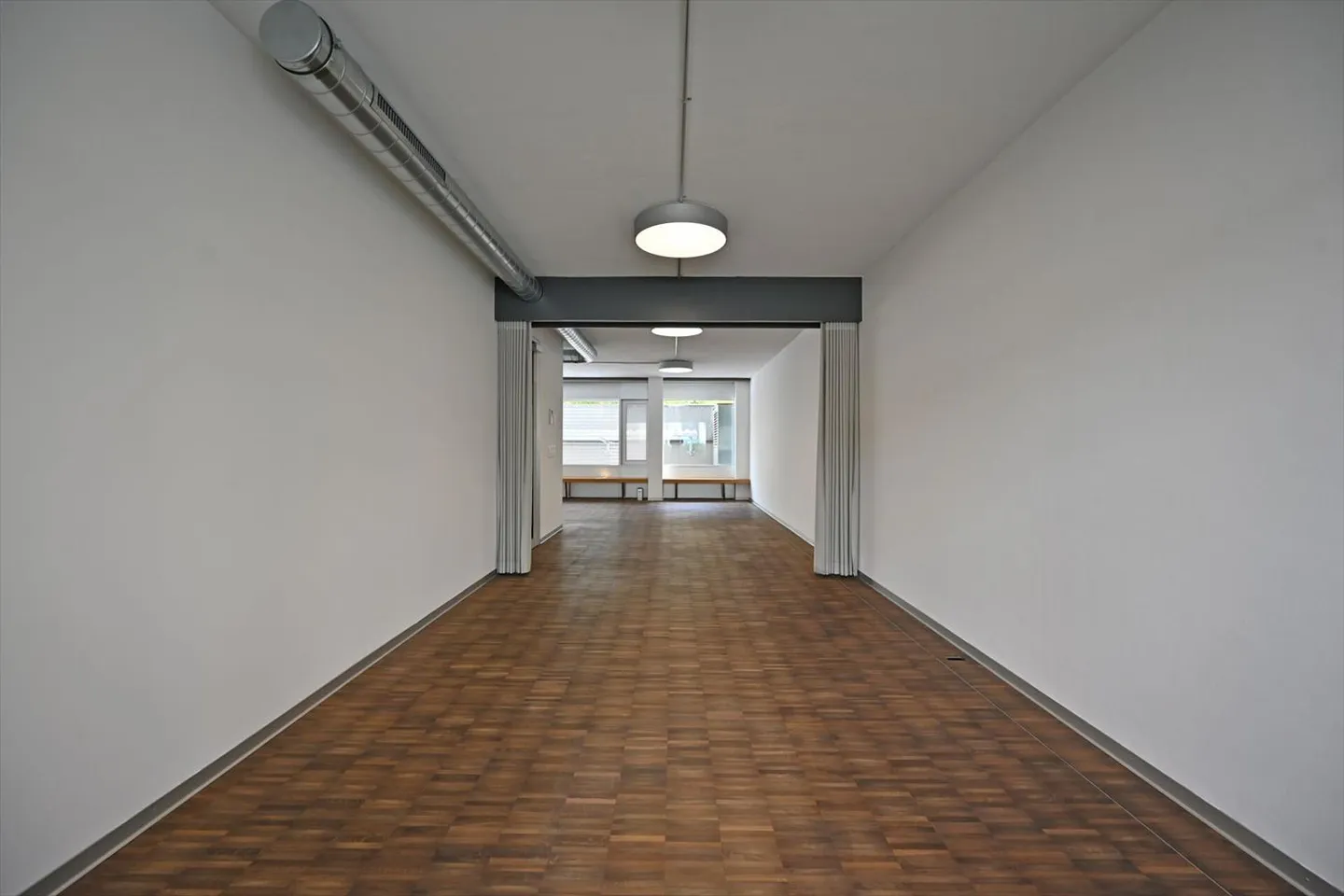 Bureau - Foto 12 von 13