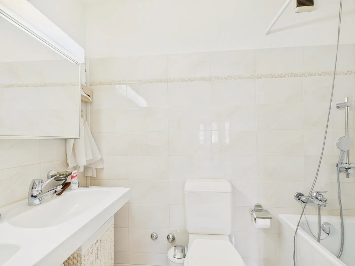 Appartamento elegante di 3,5 stanze in diritto di costruzione nel cuore di Zurigo - Foto 7 di 10