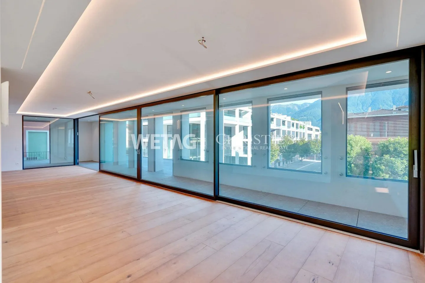 Appartement moderne et de haute qualité de 3,5 pièces avec terrasse à Ascona à vendre - Photo 4 sur 12