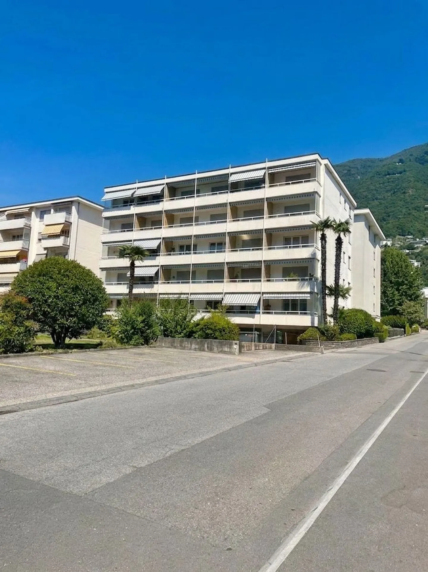 Studio 1 pièce avec balcon à Minusio à vendre, 2ème étage avec ascenseur - Photo 1 sur 6