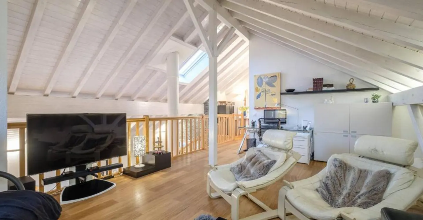 Charming Duplex in Sézenove - Photo 8 of 9