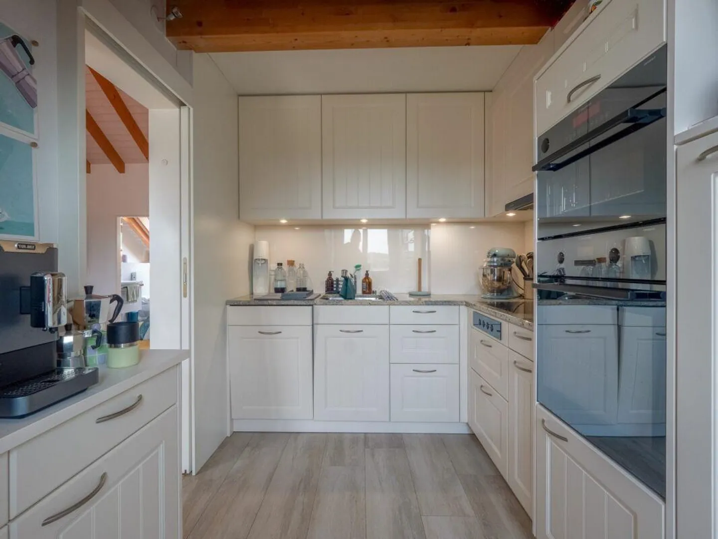 Bright 3.5 Room Attic Apartment with View plus Hobby Room and 1 Parking Space - Photo 5 of 11