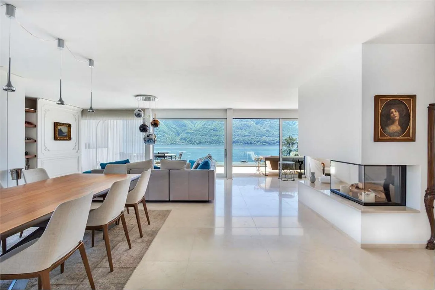 Atemberaubendes Duplex mit Seeblick - Foto 1 von 13