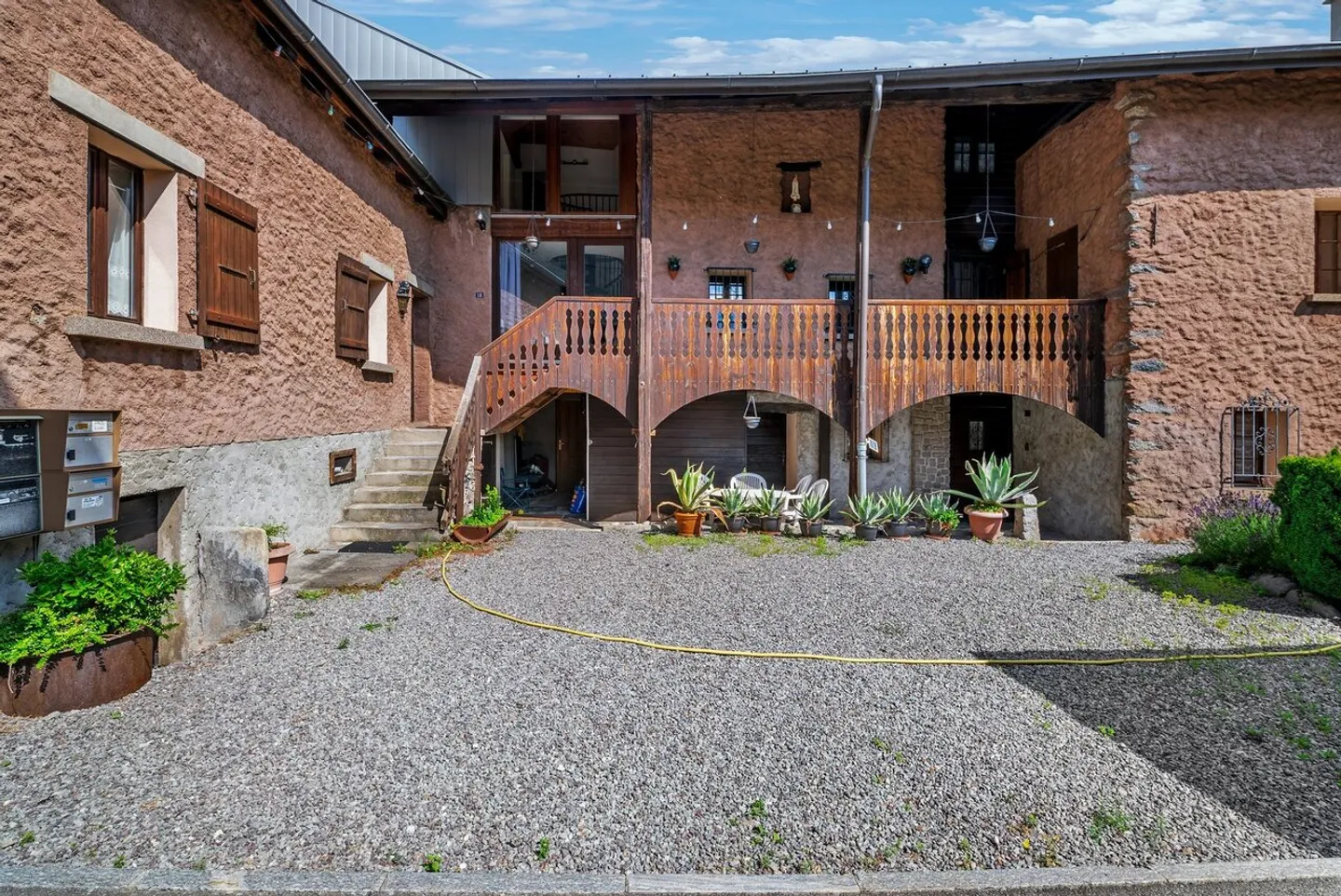 Casa 6 stanze - Foto 1 di 11