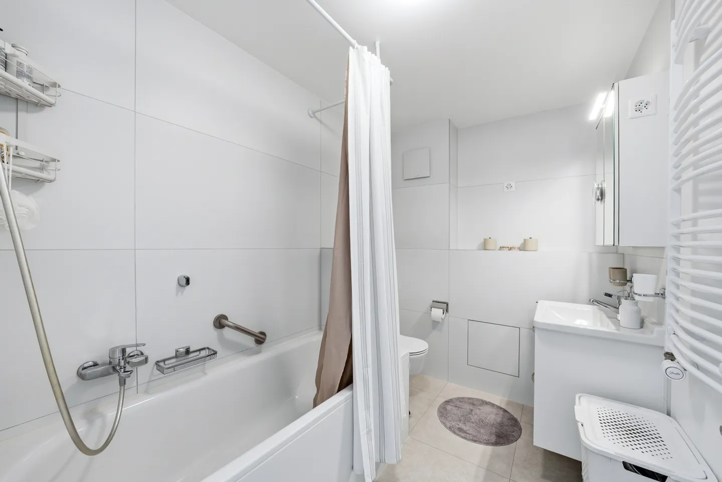 Charmant Appartement Rénové - Photo 7 sur 13