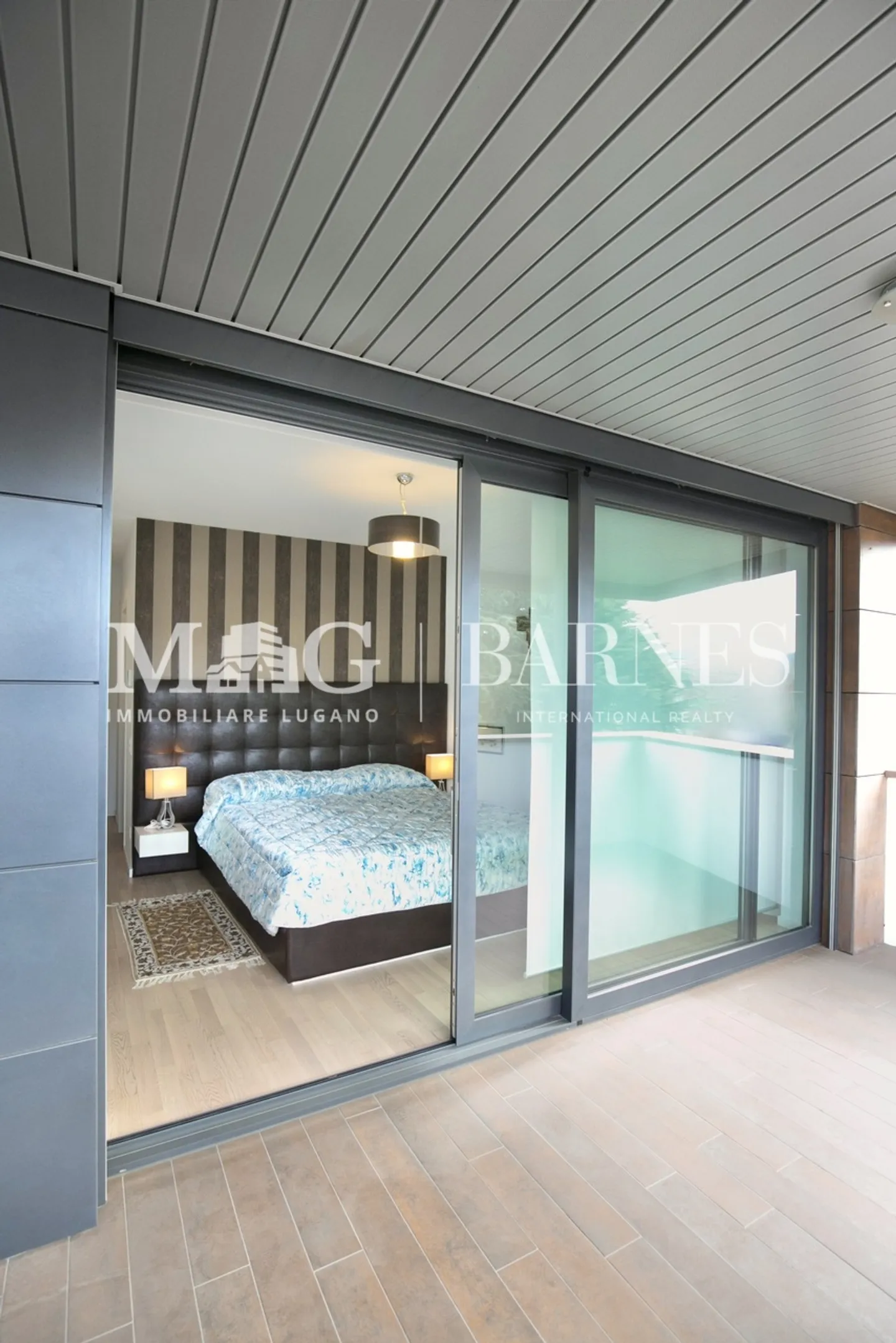 Appartamento moderno con balcone panoramico - Foto 5 di 17