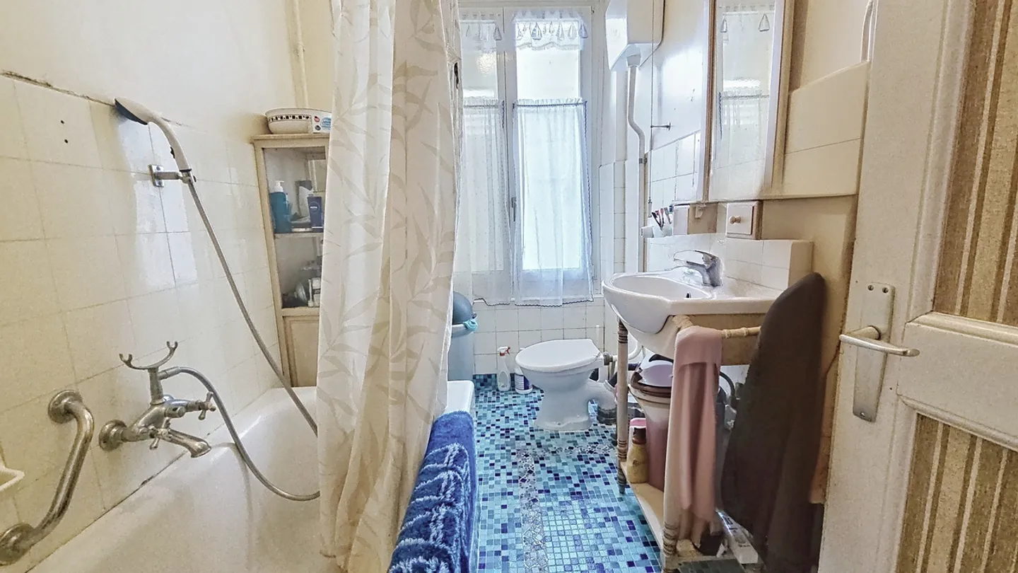 Bourgeois house of 8 rooms in Granges-Marnand / VD - Photo 17 of 17