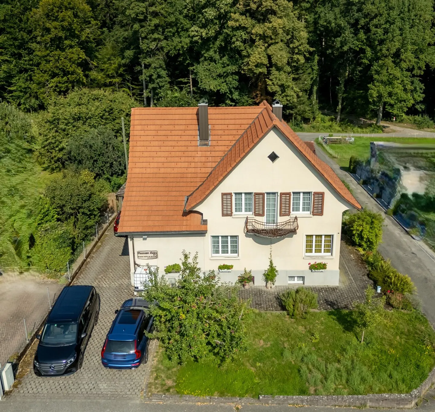 «Wunderbares 7-Zimmer-Haus mit Option für zwei Wohneinheiten» - Foto 1 von 14