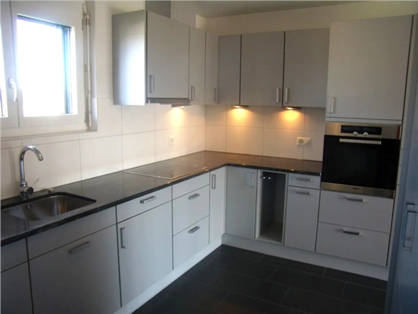 Appartement à louer - Photo 3 sur 7